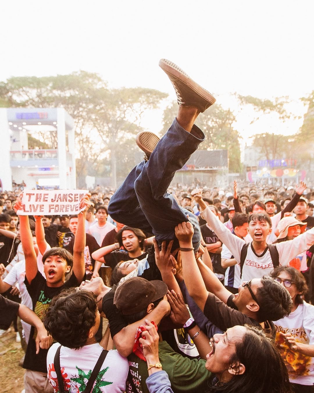 Img Thumbnail of Memorable Moment